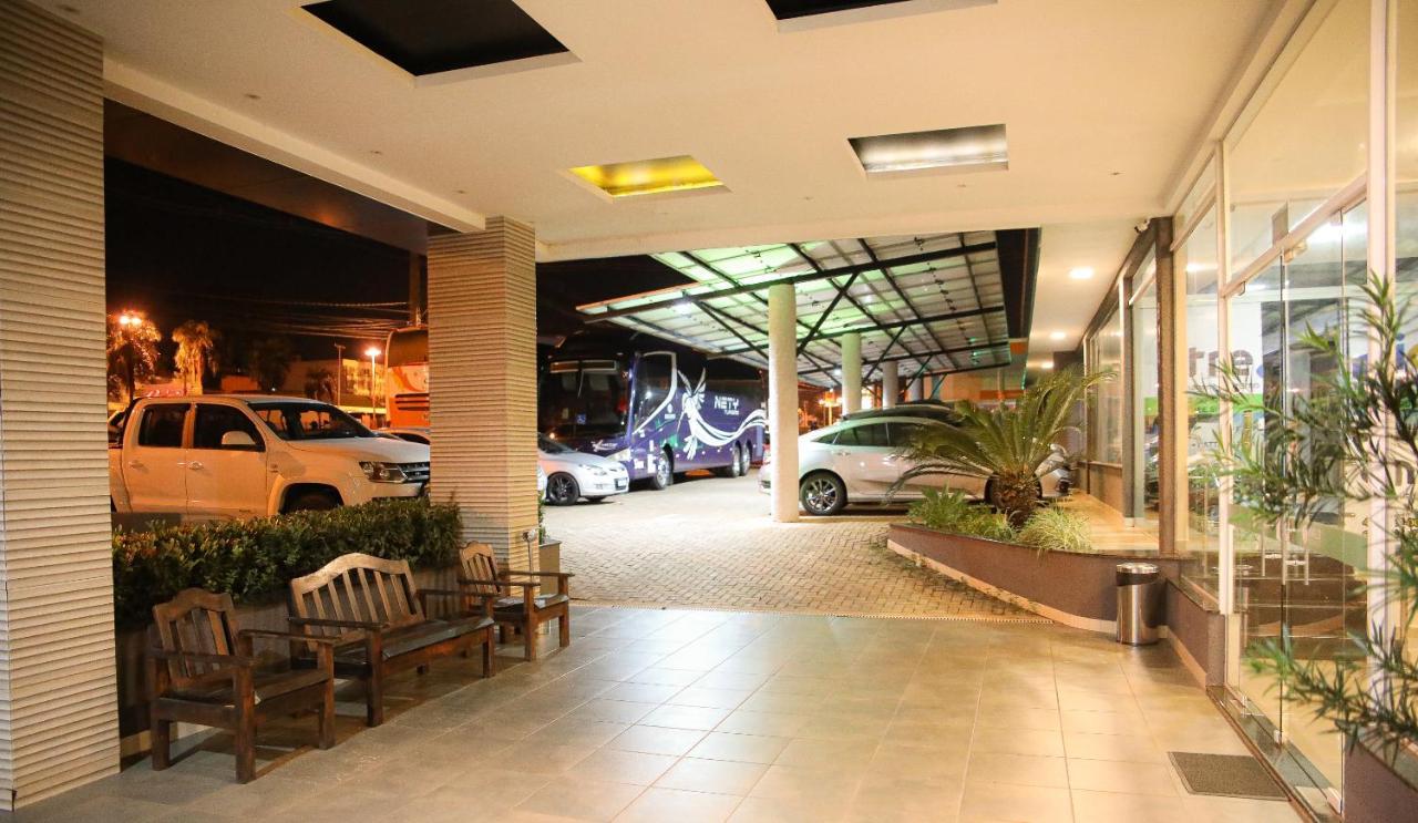 Rede Andrade Vivaldi Hotel ฟอสดูอีกวาซู ภายนอก รูปภาพ