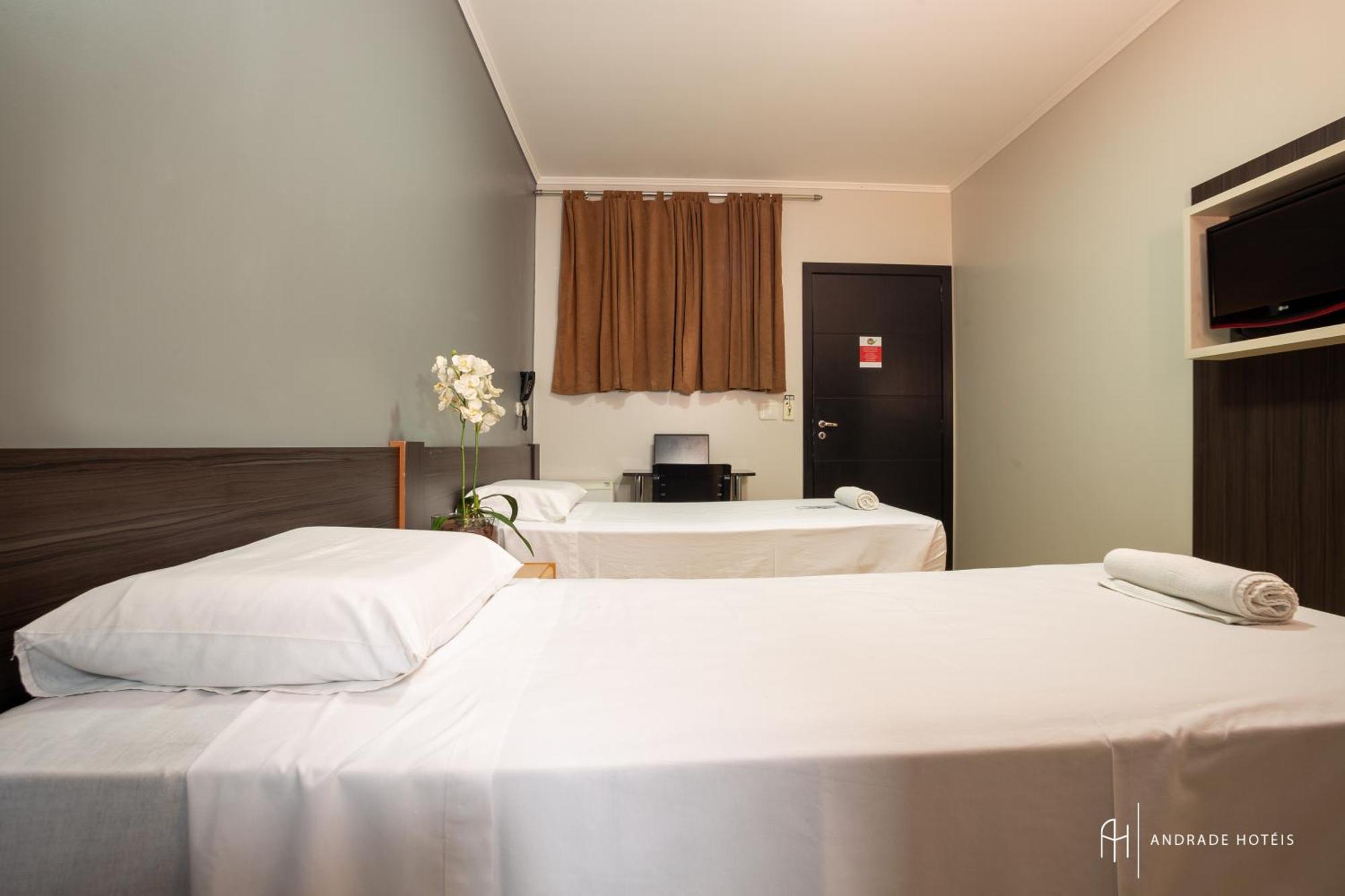 Rede Andrade Vivaldi Hotel ฟอสดูอีกวาซู ภายนอก รูปภาพ